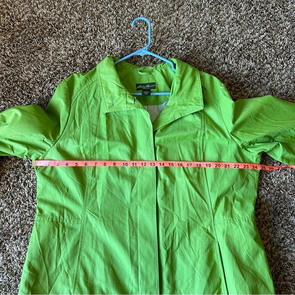 Eddie Bauer | Green Outdoor Jacket - Picture 9 of 10